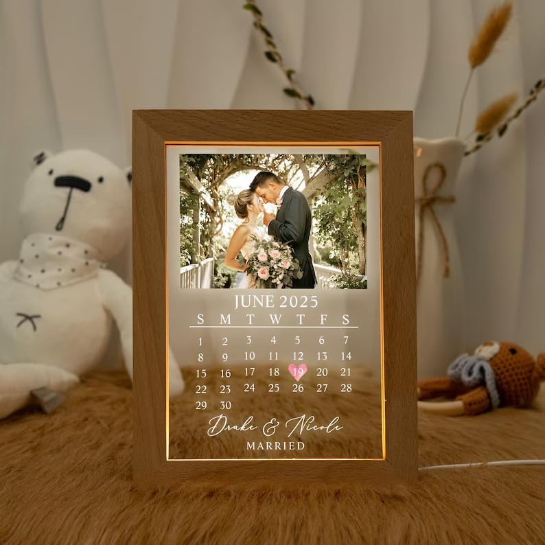 Bazinco Personalized Anniversary Photo Frame with Wedding Date Calendar, Custom Couple Photo & Names, Romantic Wedding Gift for Husband Wife