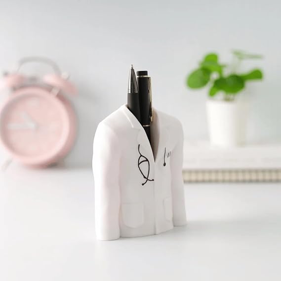 Bazinco Personalised 3D Doctor Coat Pen Stand with Name