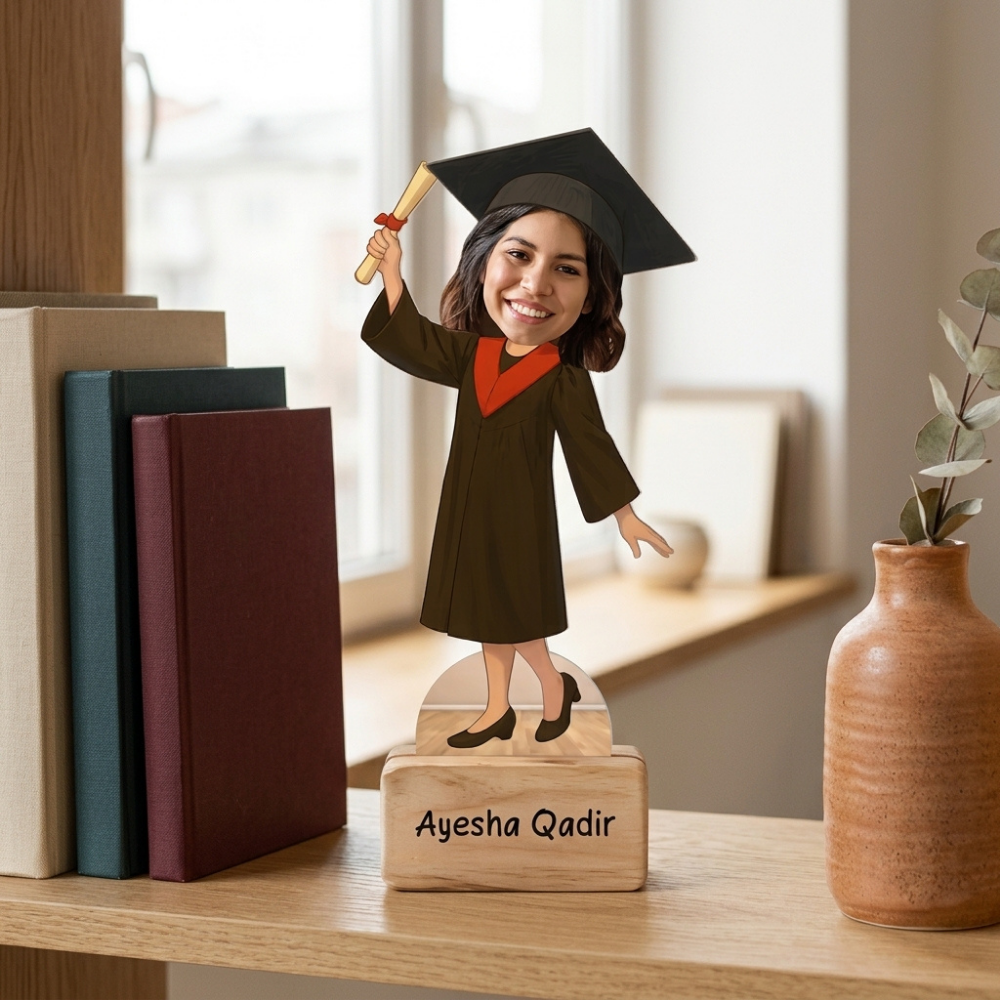 Bazinco Graduation Girl Personalized Caricature Standee with Wooden Base | Custom Graduation Photo Figurine | Personalized Graduation Gift for Her | Graduation Ceremony Keepsake