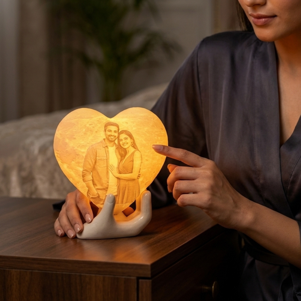 Bazinco Personalized Heart Moon Lamp – Custom Couple Photo Night Light Gift