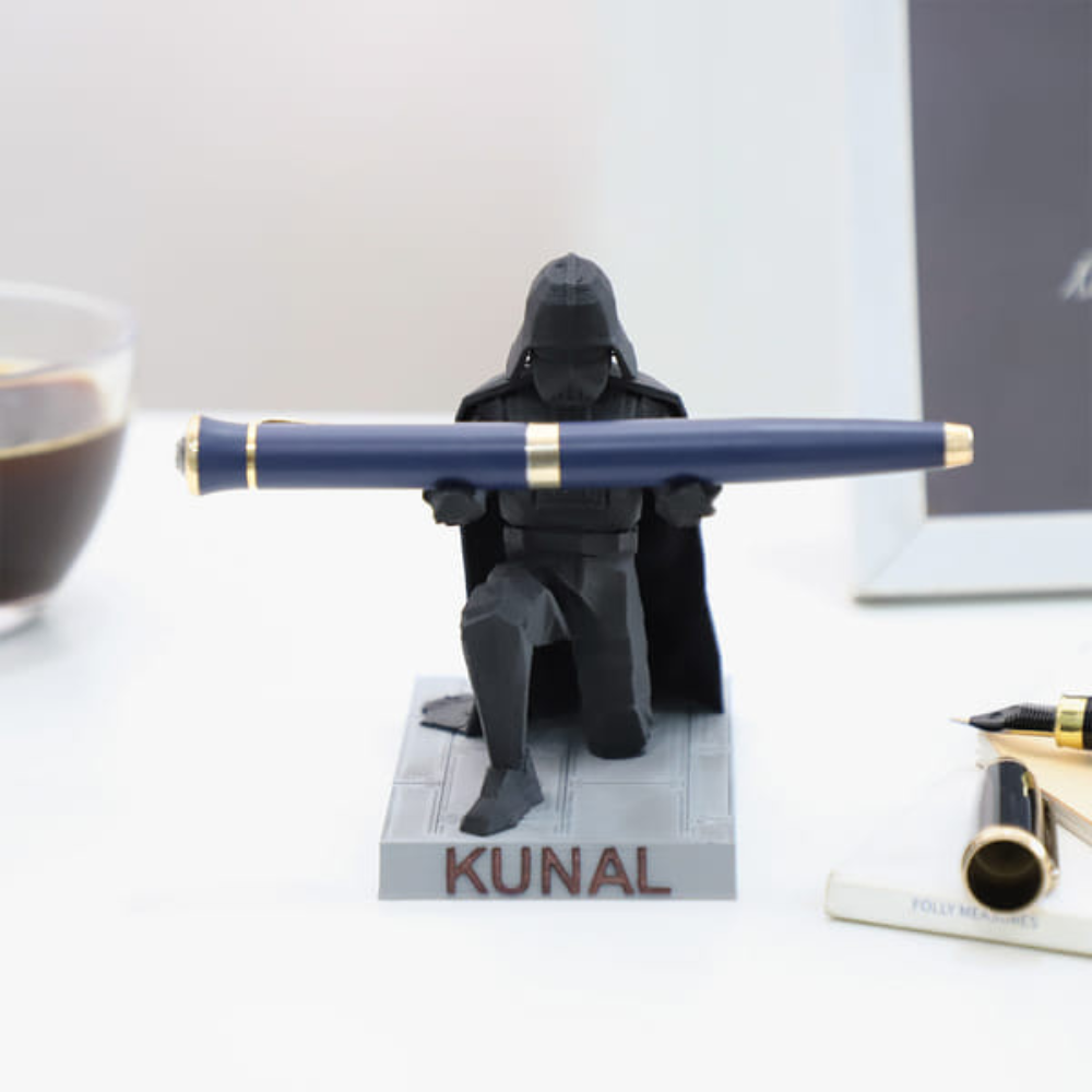 Bazinco Sci-Fi Warrior Desk Organizer – Personalized Pen Holder & Ring Display Stand