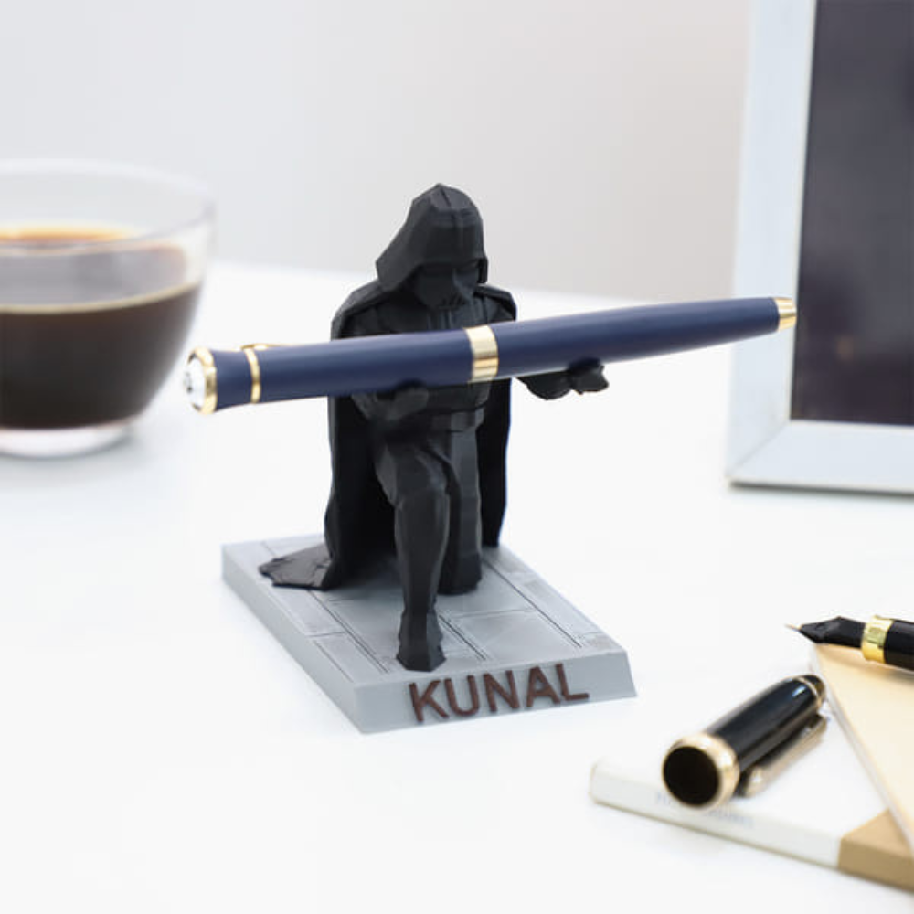 Bazinco Sci-Fi Warrior Desk Organizer – Personalized Pen Holder & Ring Display Stand