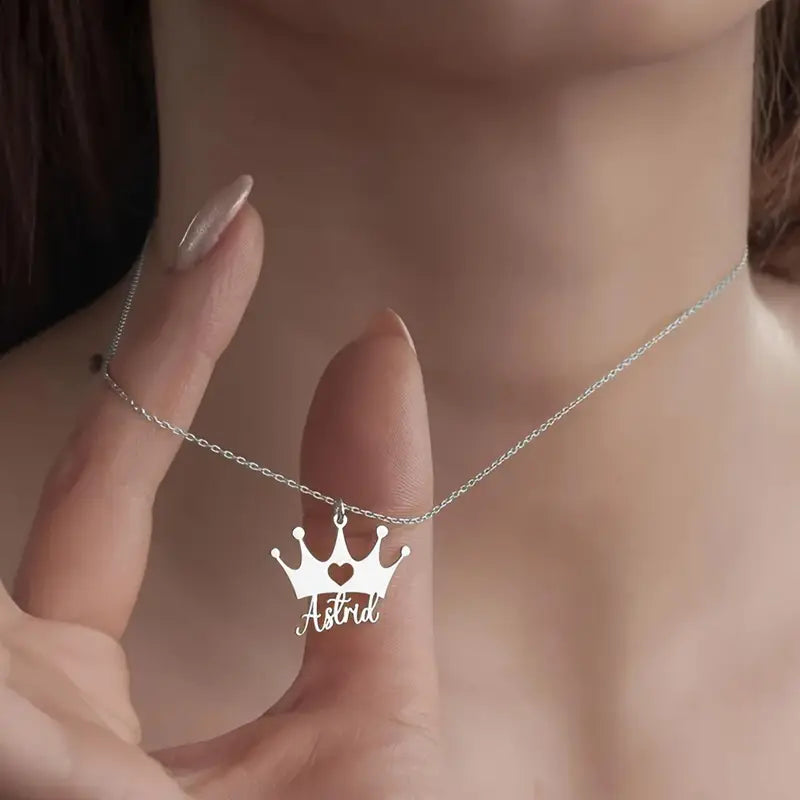 Bazinco Pendants
crown pendant necklace
personalized jewelry
fashion pendant
luxury pendant
men pendant necklace
women pendant necklace
engraved name pendant
couple pendant

