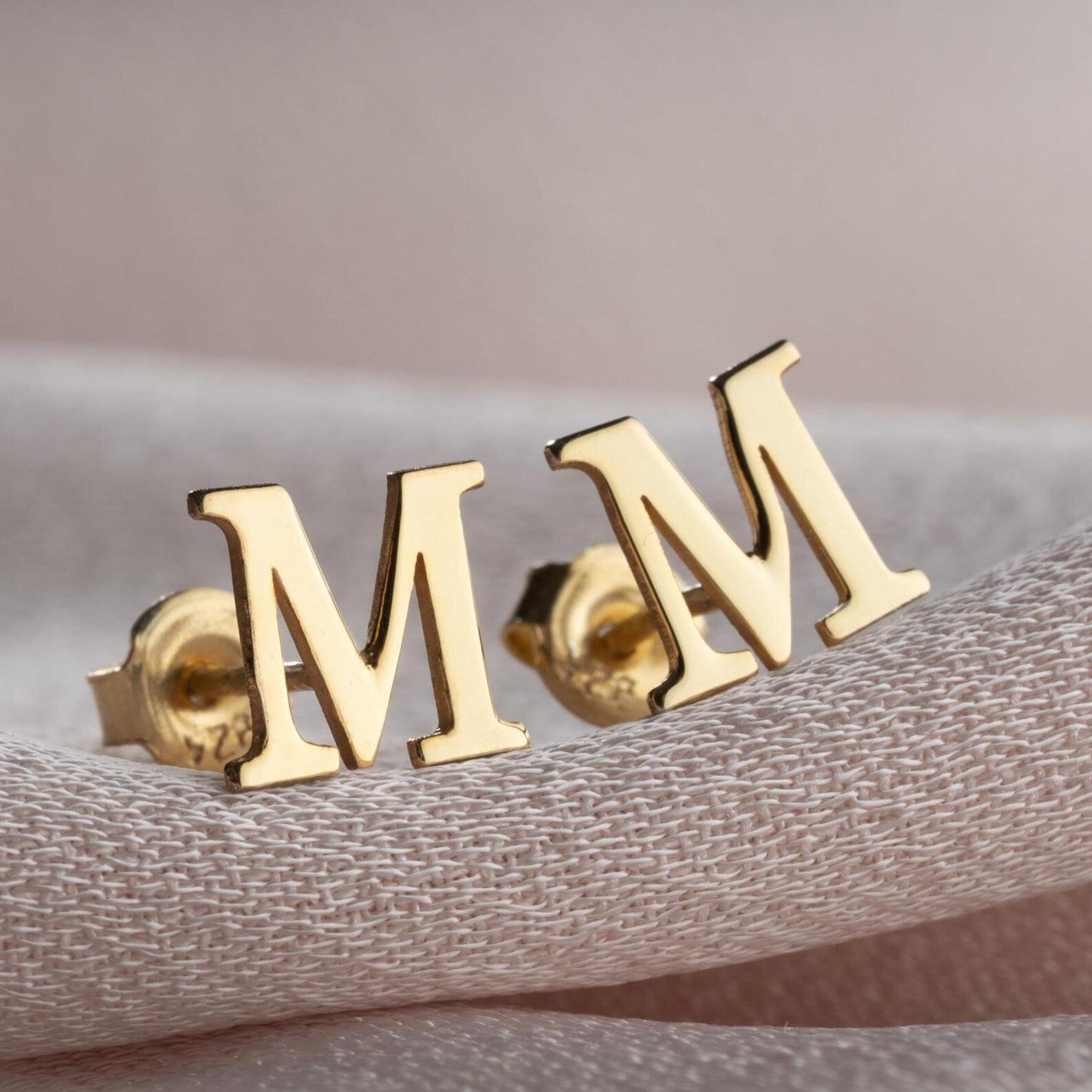 Bazinco initial earrings
letter stud earrings
personalized initial earrings
custom initial earrings
alphabet earrings
initial earrings for women
minimalist earrings
stud earrings women
personalized jewelry
custom jewelry women
gift for her
birthday gift jewelry
anniversary jewelry
trendy earrings
alphabet stud earrings
bazinco jewelry