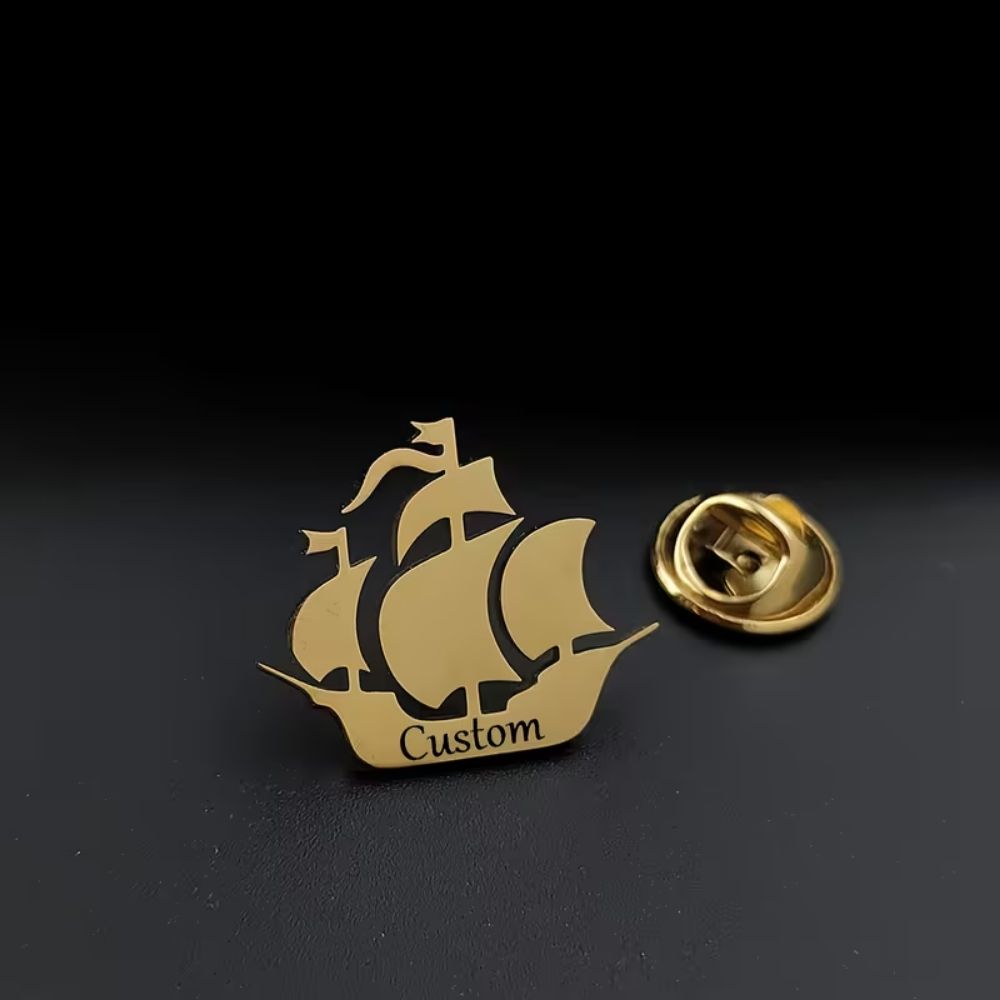 Bazinco Ship Design Custom Name Brooch – Personalised Nautical Brooch Pin
